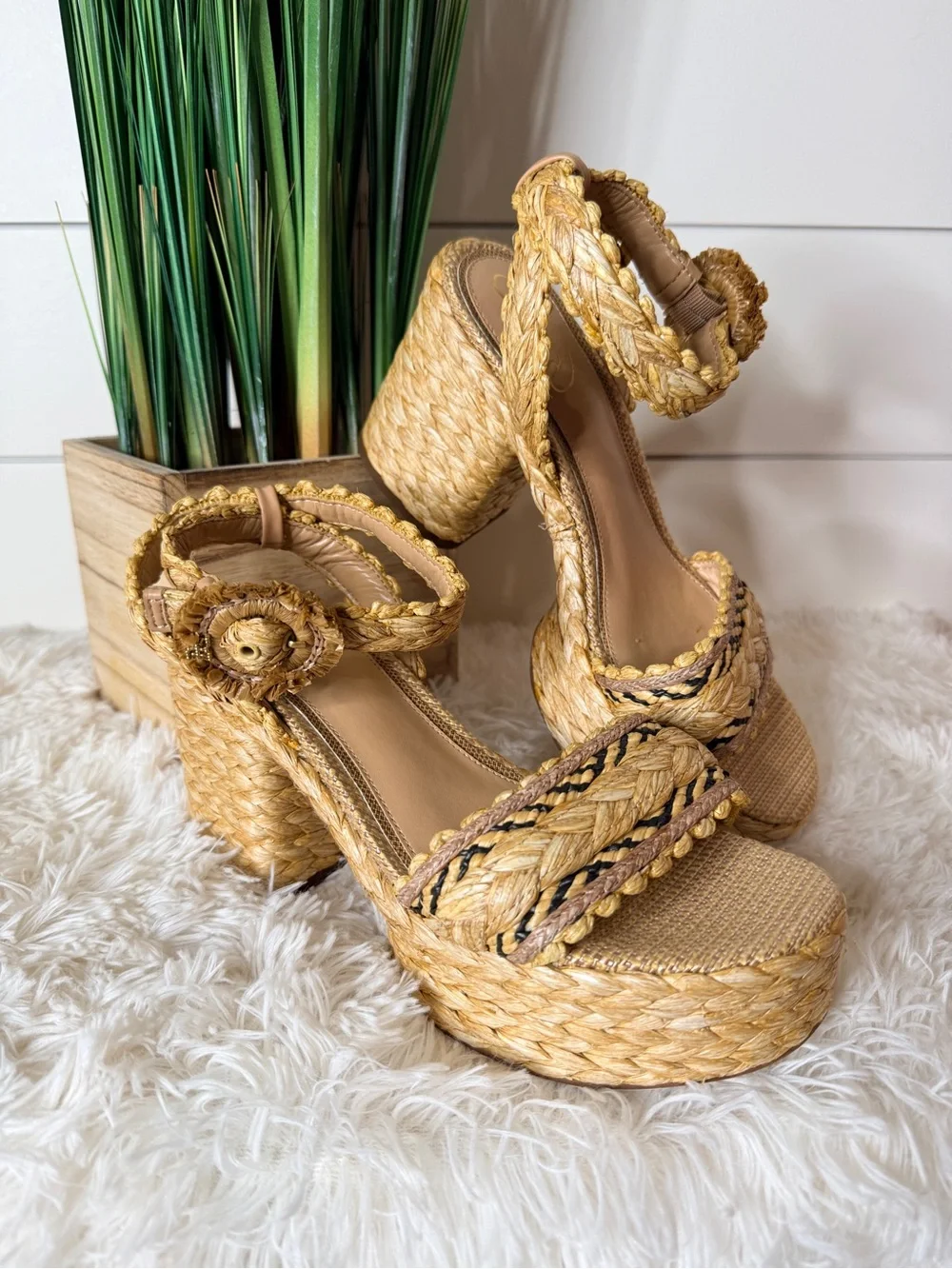 Sam Edelman size woven